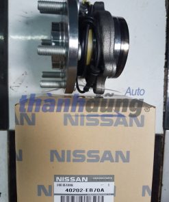 BI MOAY Ơ SAU NISSAN NAVARA