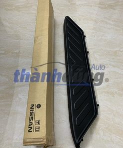 ỐP BẬC CẢN SAU NISSAN NAVARA