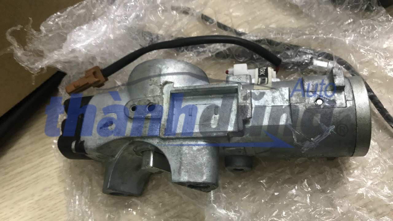 Ổ KHÓA ĐIỆN NISSAN MICRA