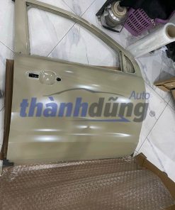 cánh cửa ford everest