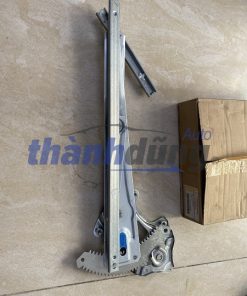 COMPA NÂNG KÍNH MITSUBISHI XPANDER