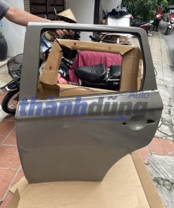 CÁNH CỬA SAU MITSUBISHI OUTLANDER